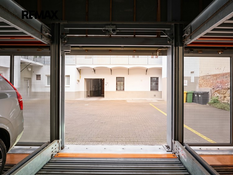 Prodej garážového stání 12 m² - foto 6
