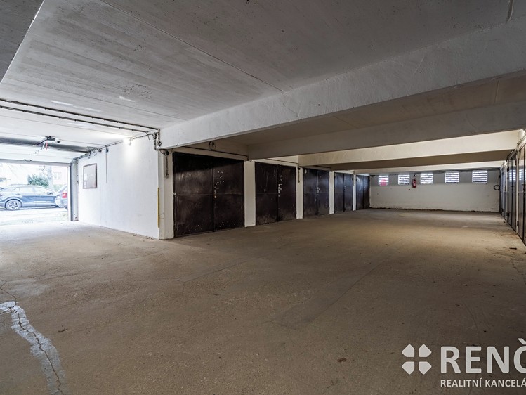 Prodej garáže 18 m² - foto 2