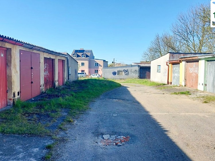 Prodej garáže 25 m² - foto 2