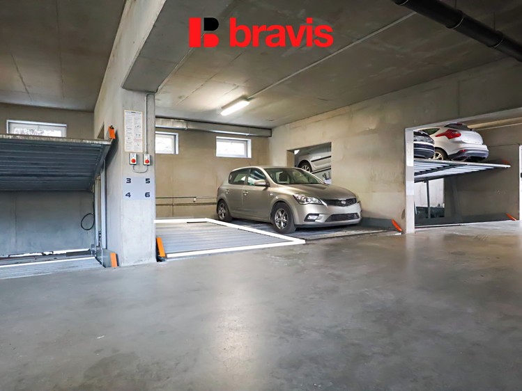 Prodej garážového stání 15 m² - foto 2