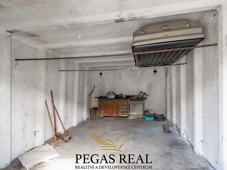 Prodej garáže 18 m² - foto 2