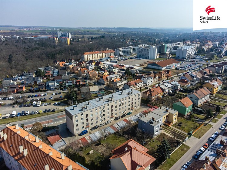 Prodej garáže 15 m² - foto 1