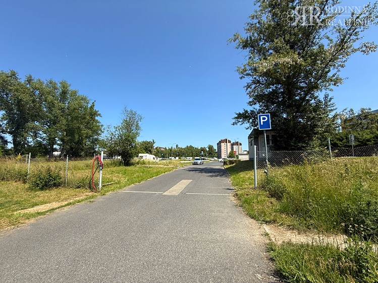 Prodej specifického typu nemovitosti 12 m² - foto 1