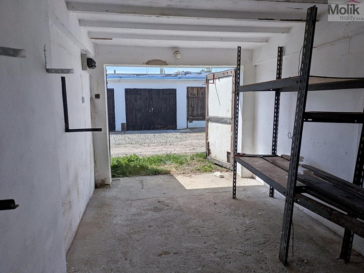Prodej garáže 20 m² - foto 3