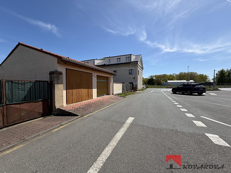 Prodej garáže 50 m² - foto 4