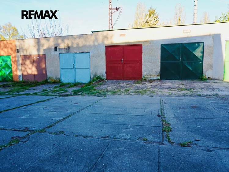 Prodej garáže 18 m² - foto 2