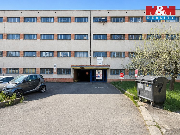 Prodej garážového stání 15 m² - foto 3