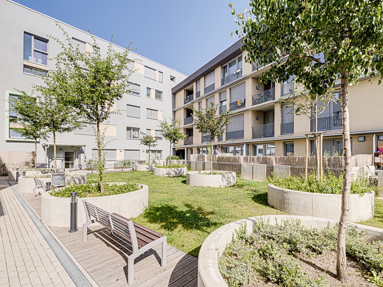 Prodej garážového stání 13 m² - foto 2