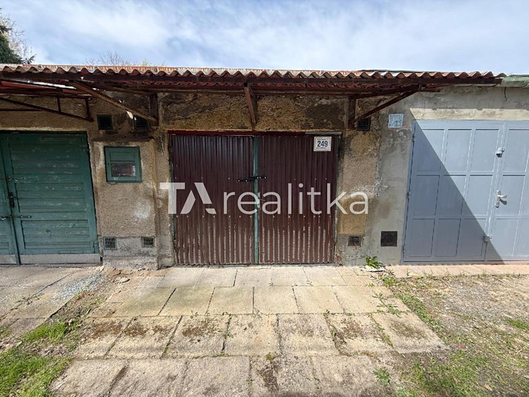 Prodej garáže 27 m² - foto 1