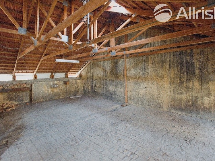 Prodej půdního prostoru 47 m² - foto 6