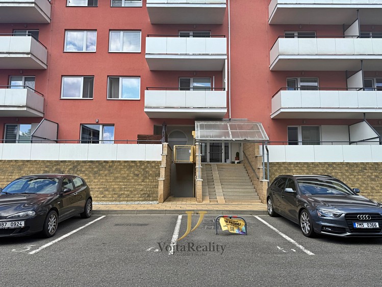 Prodej garážového stání 11 m² - foto 5