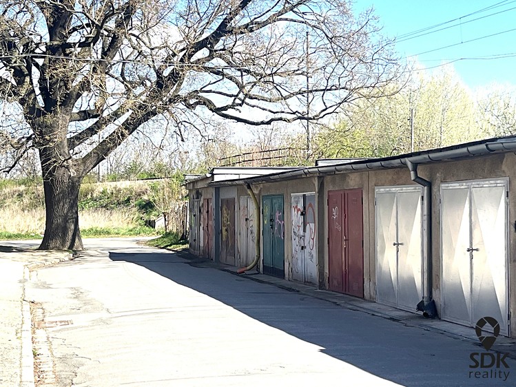 Prodej garáže 34 m² - foto 8