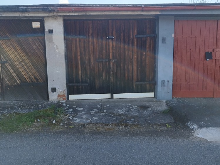 Prodej garáže 24 m² - foto 1
