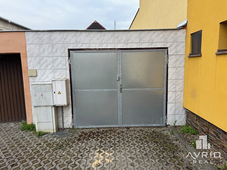 Prodej garáže 14 m² - foto 1