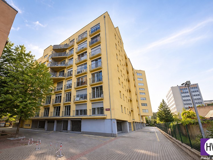 Prodej garážového stání 13 m² - foto 3