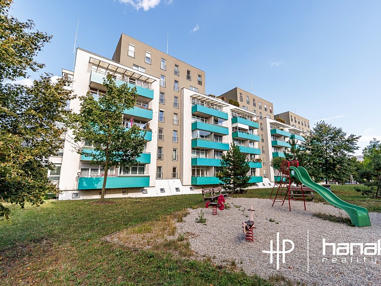 Prodej garážového stání 13 m² - foto 2