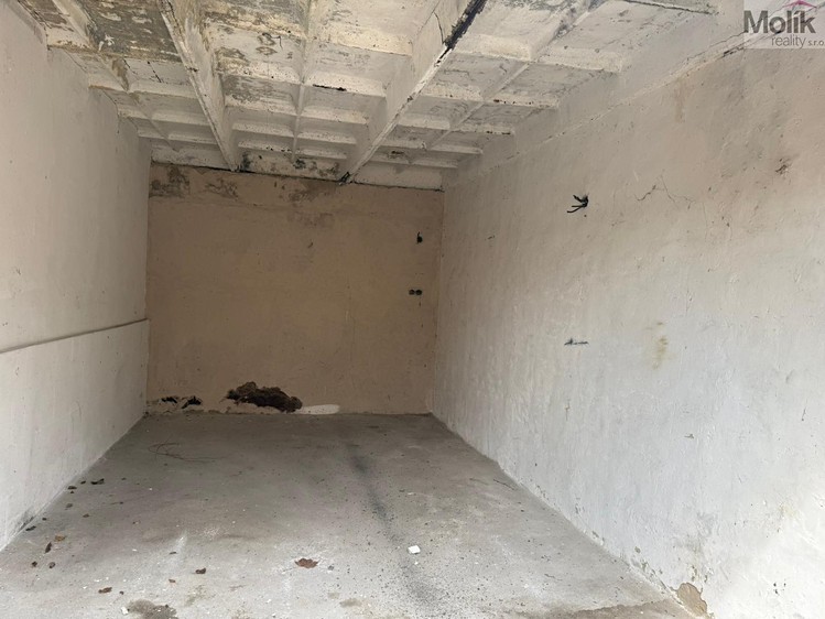 Prodej garáže 148 m² - foto 5