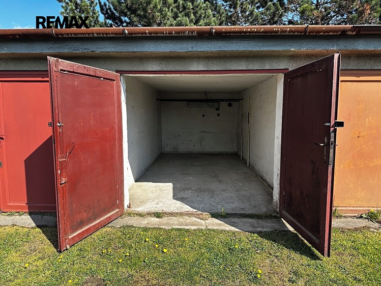 Prodej garáže 20 m² - foto 3