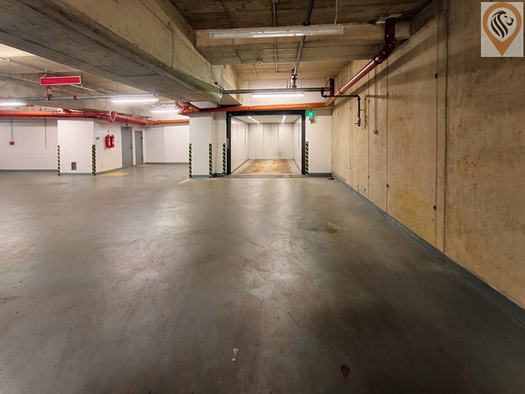 Prodej garážového stání 30 m² - foto 4