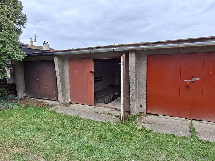 Prodej garáže 19 m² - foto 2