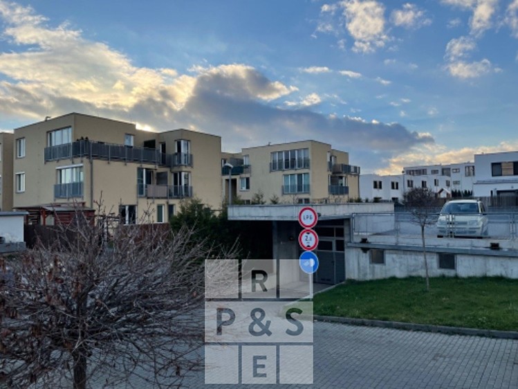 Prodej garáže 19 m² - foto 2