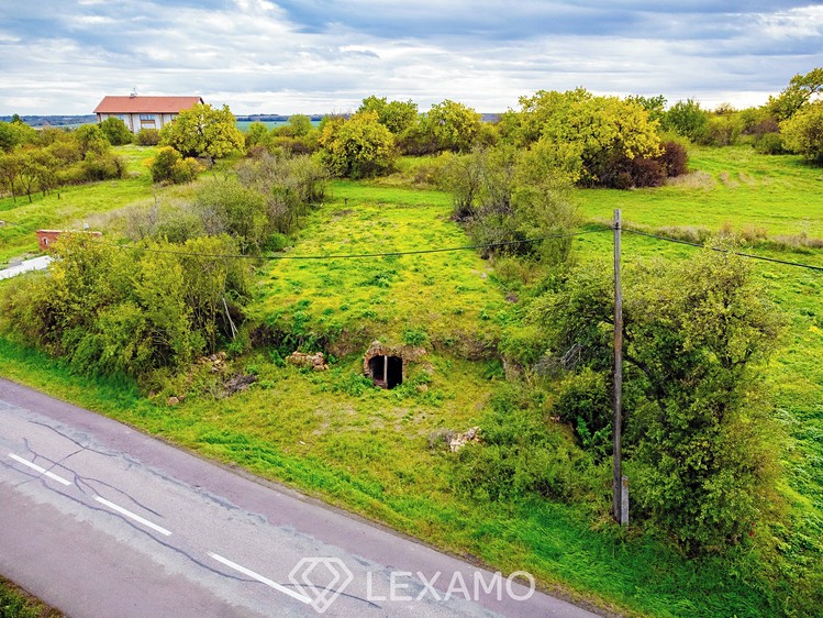 Prodej vinného sklepa 341 m² - foto 1