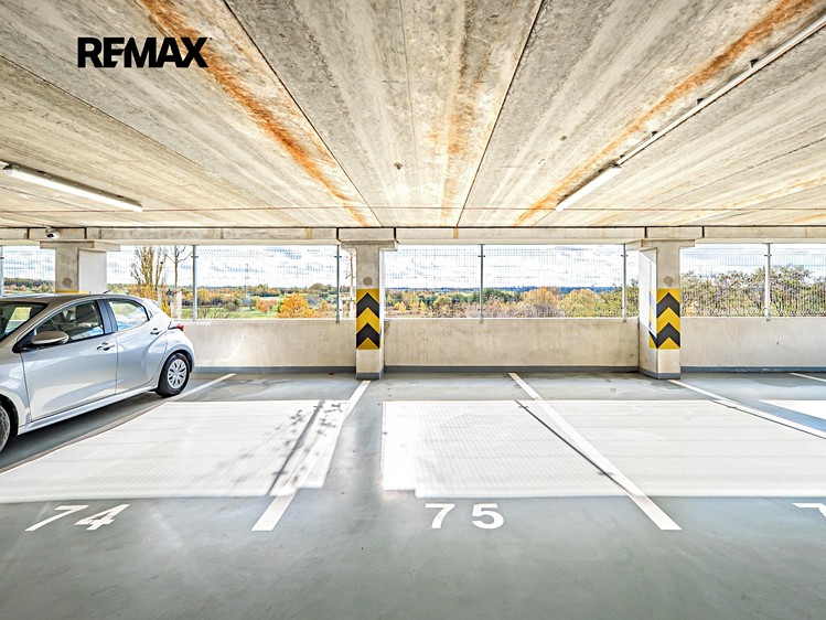 Prodej garážového stání 12 m² - foto 4