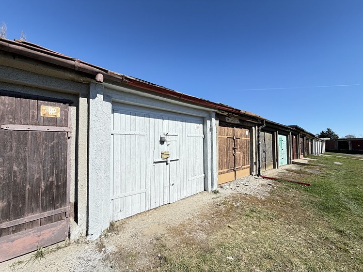 Prodej garáže 21 m² - foto 2