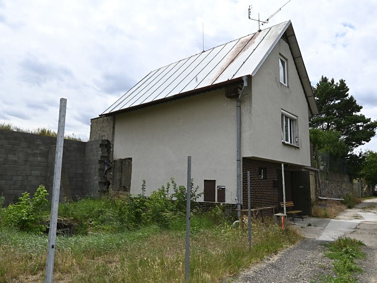 Dražba specifického typu nemovitosti 110 m² - foto 1