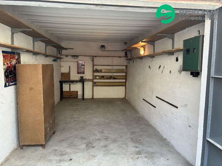 Prodej garáže 17 m² - foto 2