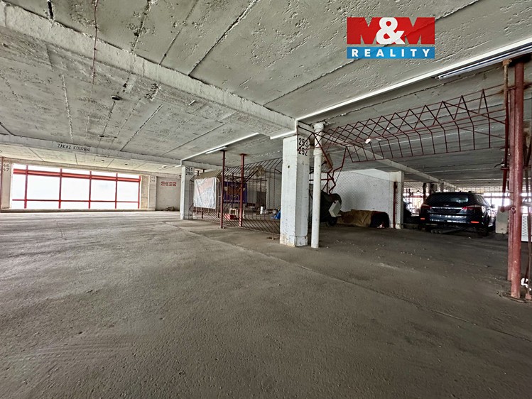 Prodej garážového stání 16 m² - foto 1