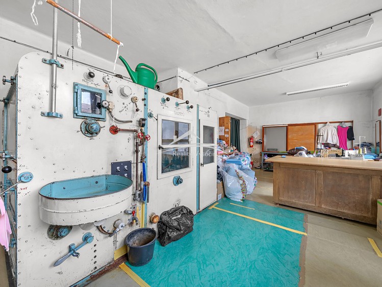 Prodej specifického typu nemovitosti 750 m² - foto 7