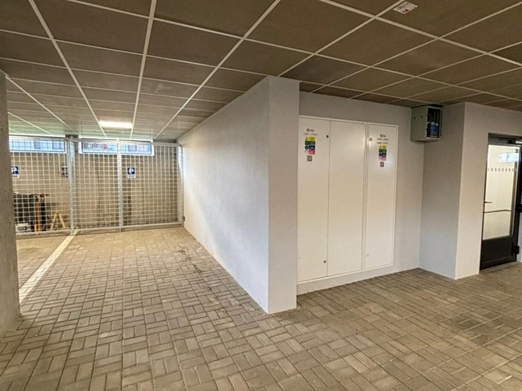 Prodej garážového stání 15 m² - foto 2