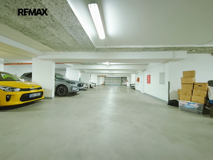 Prodej garážového stání 14 m² - foto 3