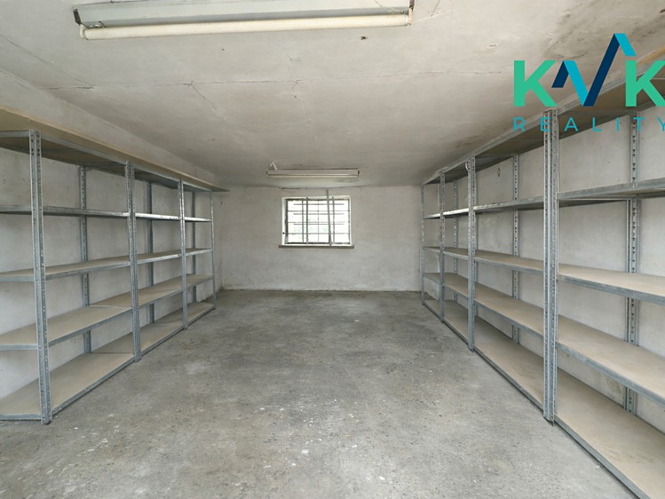 Prodej garáže 28 m² - foto 2