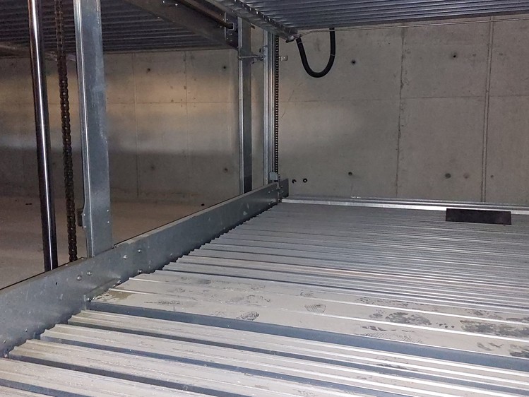 Prodej garážového stání 12 m² - foto 4