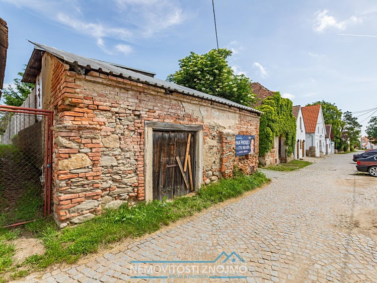 Prodej vinného sklepa 219 m² - foto 1