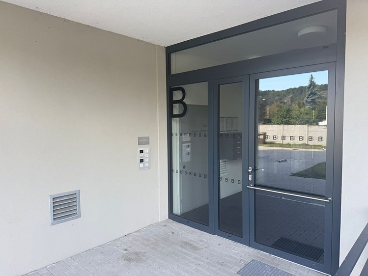 Prodej garážového stání 13 m² - foto 5