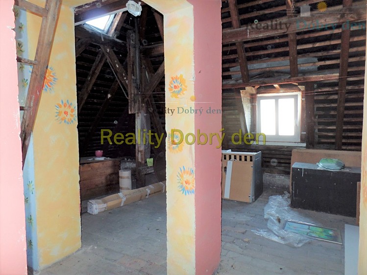 Prodej půdního prostoru 110 m² - foto 5