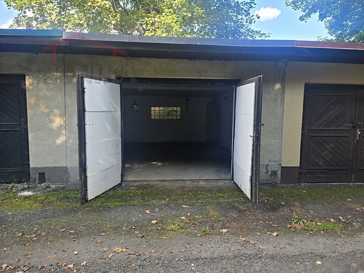 Prodej garáže 27 m² - foto 1