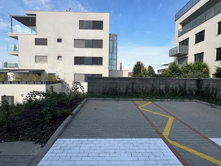 Prodej specifického typu nemovitosti 16 m² - foto 3