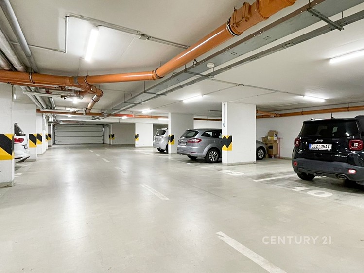 Prodej garážového stání 13 m² - foto 3