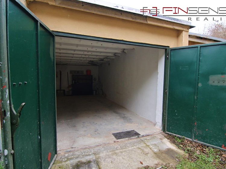 Prodej garáže 20 m² - foto 1