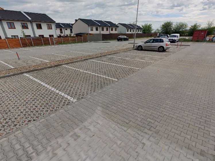 Prodej garážového stání 13 m² - foto 2