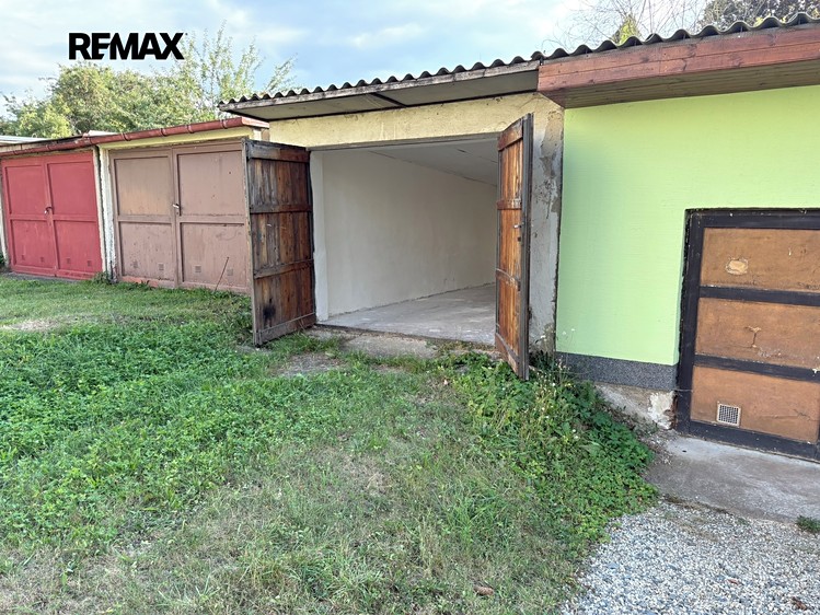Prodej garáže 22 m² - foto 4