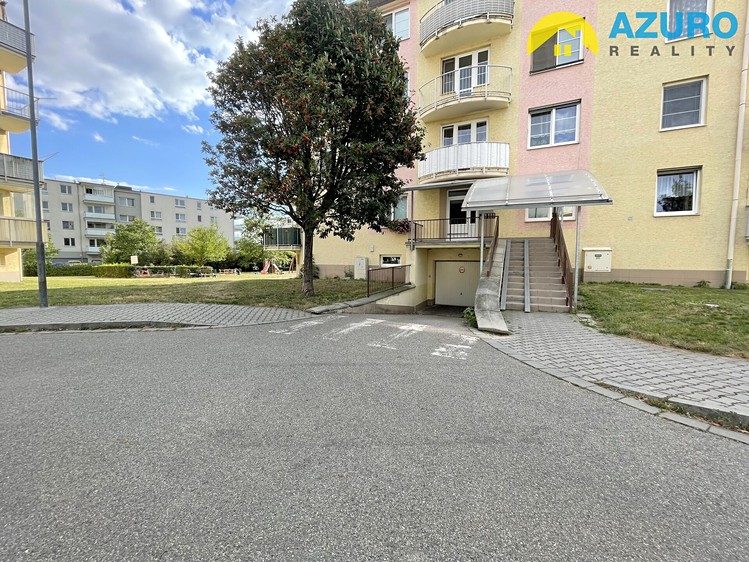 Prodej garážového stání 16 m² - foto 2
