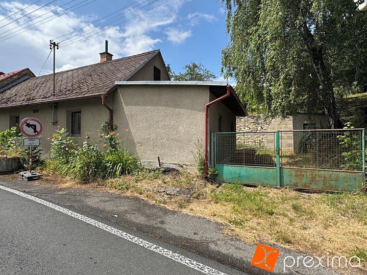 Prodej podílu 1/30 specifického typu nemovitosti 18 m² - foto 1