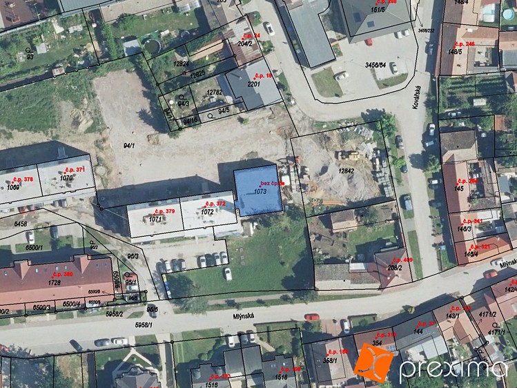 Prodej podílu 9/200 specifického typu nemovitosti 210 m² - foto 2