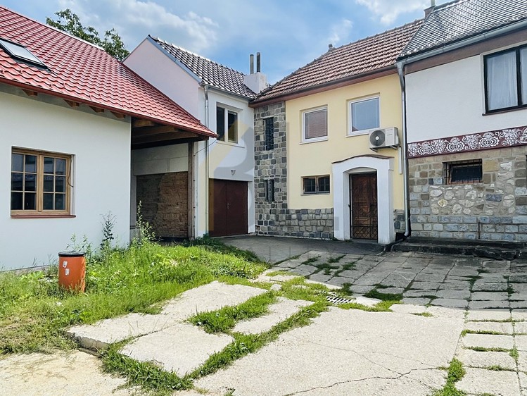 Prodej vinného sklepa 37 m² - foto 1