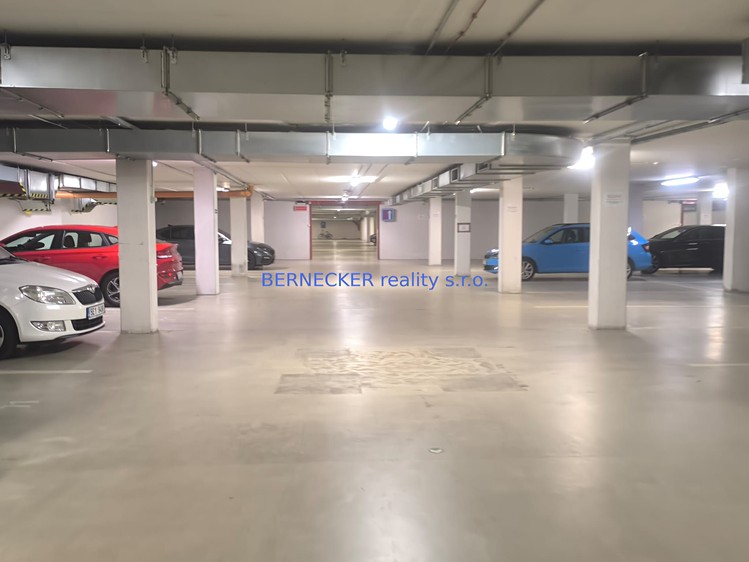 Prodej garážového stání 16 m² - foto 5